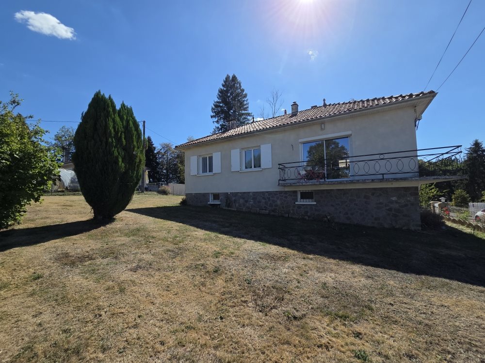 Maison à vendre, 81m², Chabanais