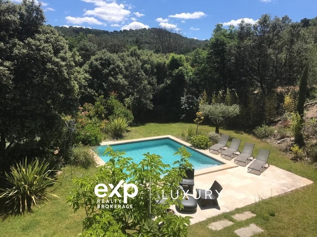Maison à vendre, 201m², Peyrolles-en-Provence