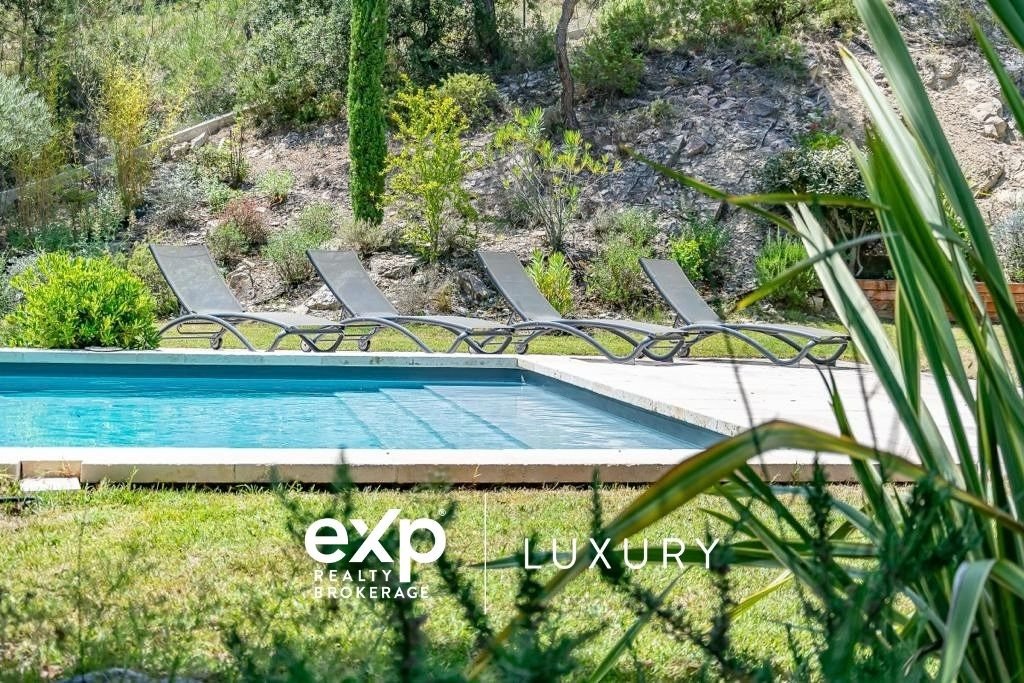 Maison à vendre, 201m², Peyrolles-en-Provence