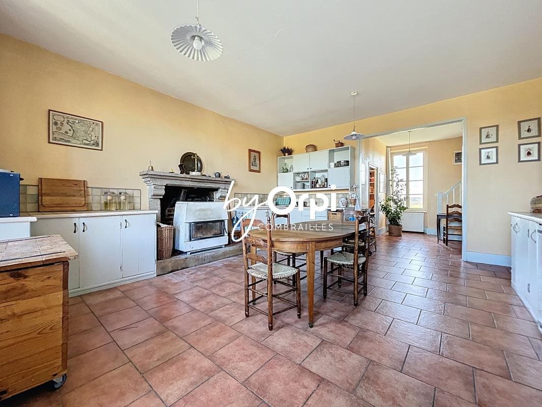 Maison à vendre, 167m², Ars-les-Favets