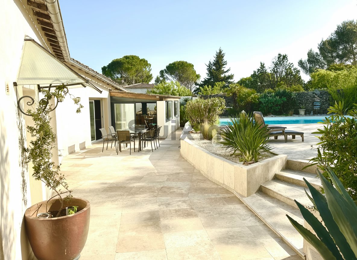 Maison à vendre, 198m², Nîmes