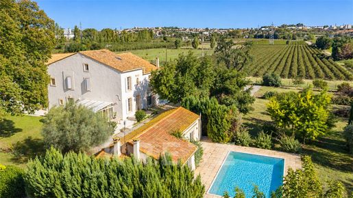 Maison 16 pièces 390 m² · à Béziers · 390 m² · 760 000 €
