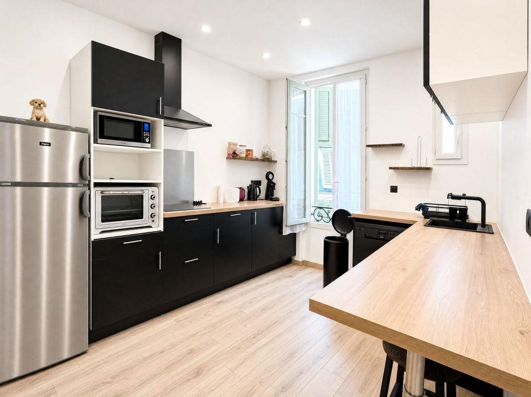 Appartement à louer, 61m², Nice