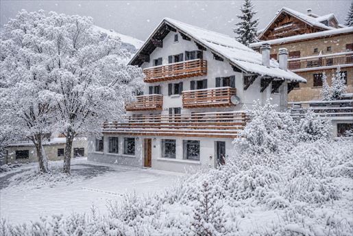 10 pièces 400 m² · à Huez (alpe d'Huez) · 400 m² · 5 700 000 €