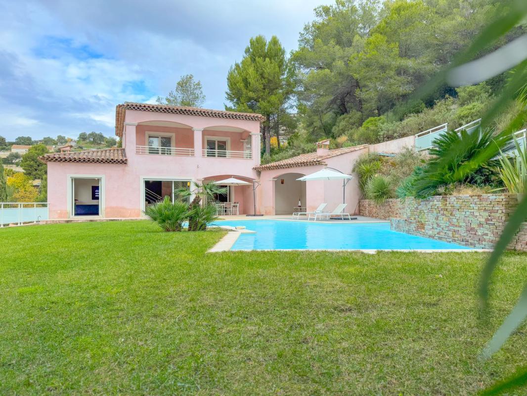 Maison à vendre, 174m², Saint-Martin-du-Var