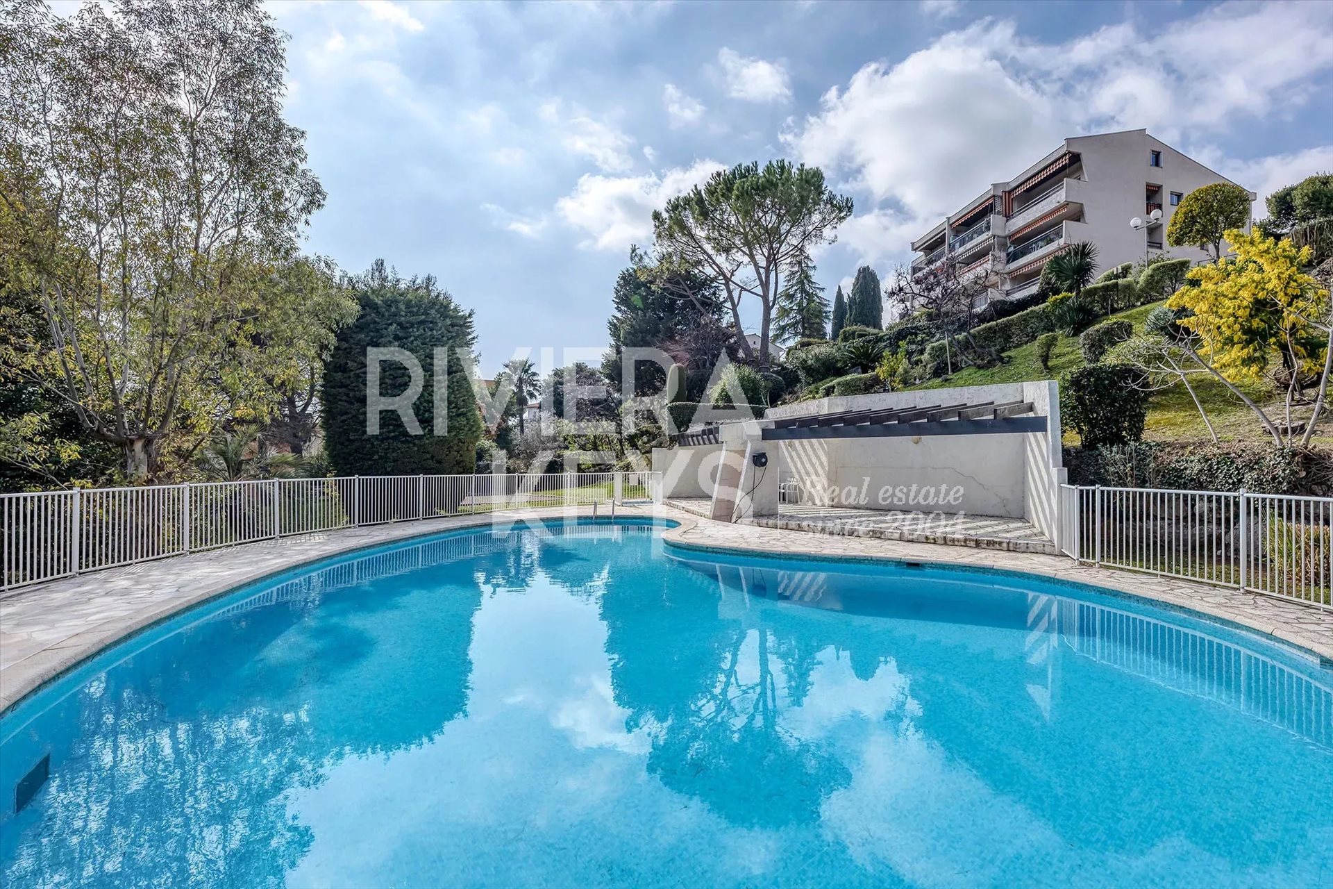 Appartement à vendre, 75m², Vence
