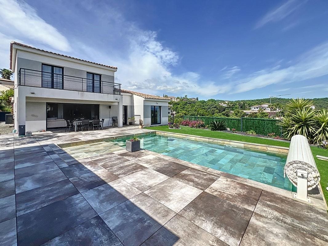 Maison à vendre, 158m², Fréjus