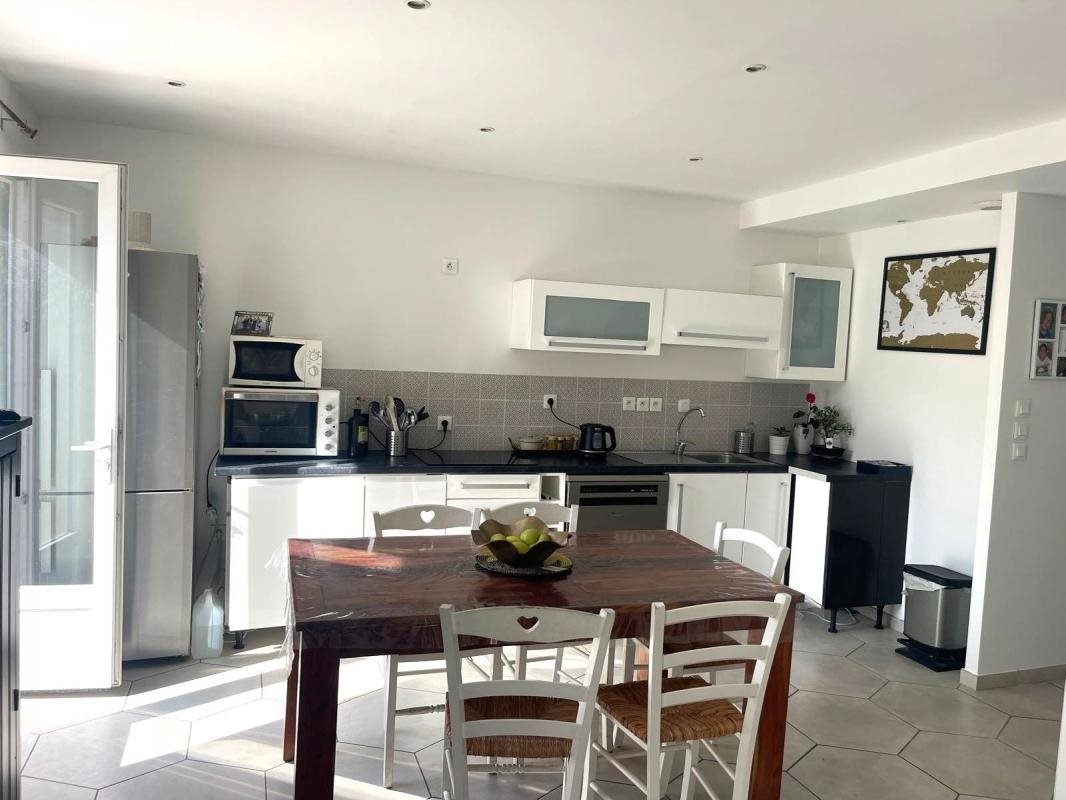 Appartement à vendre, 65m², Fréjus