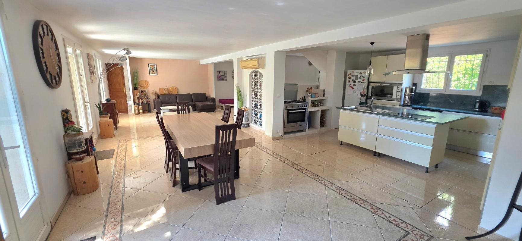 Maison à vendre, 200m², Fréjus