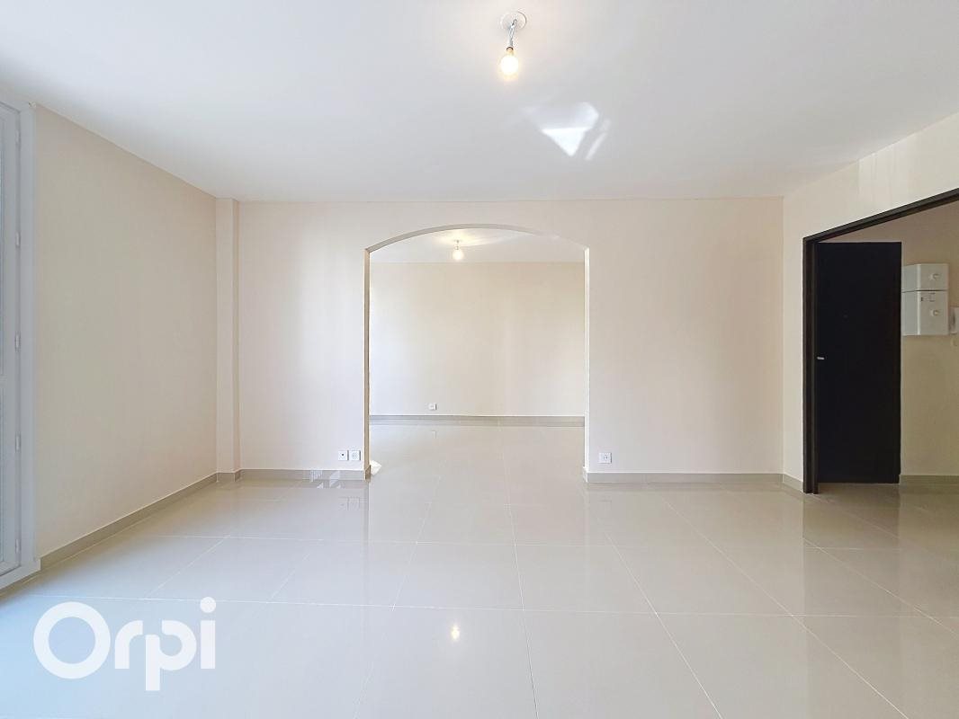 Appartement à vendre, 77m², Saint-Raphaël