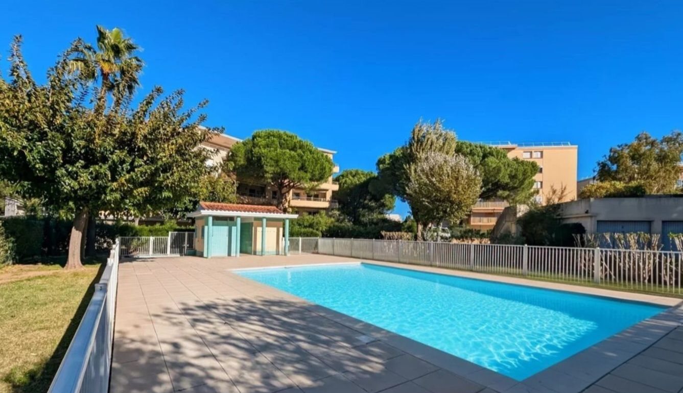 Appartement à vendre, 51m², Fréjus
