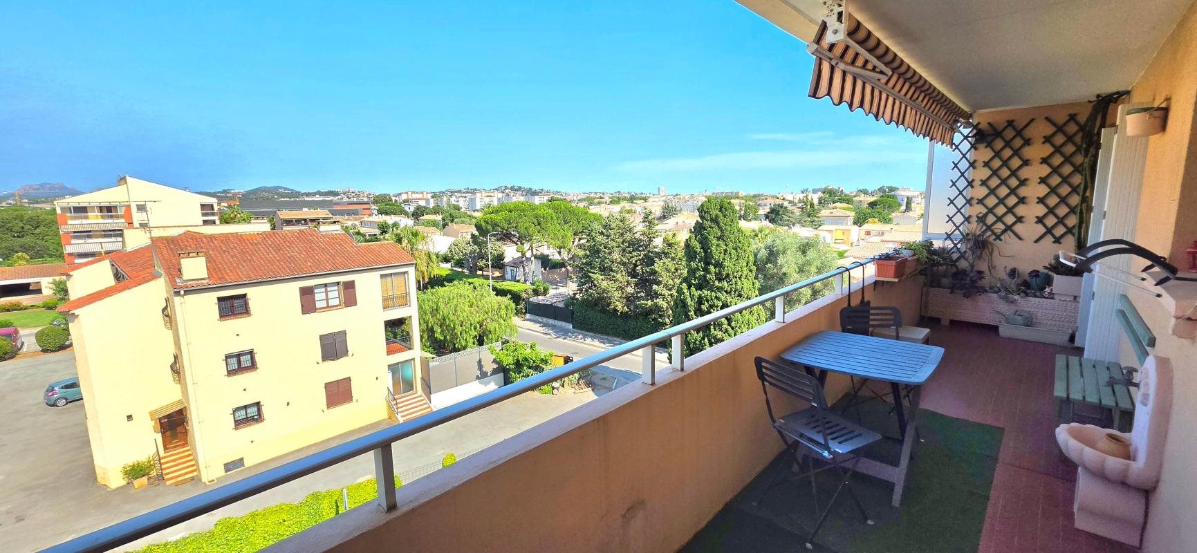 Appartement à vendre, 48m², Fréjus