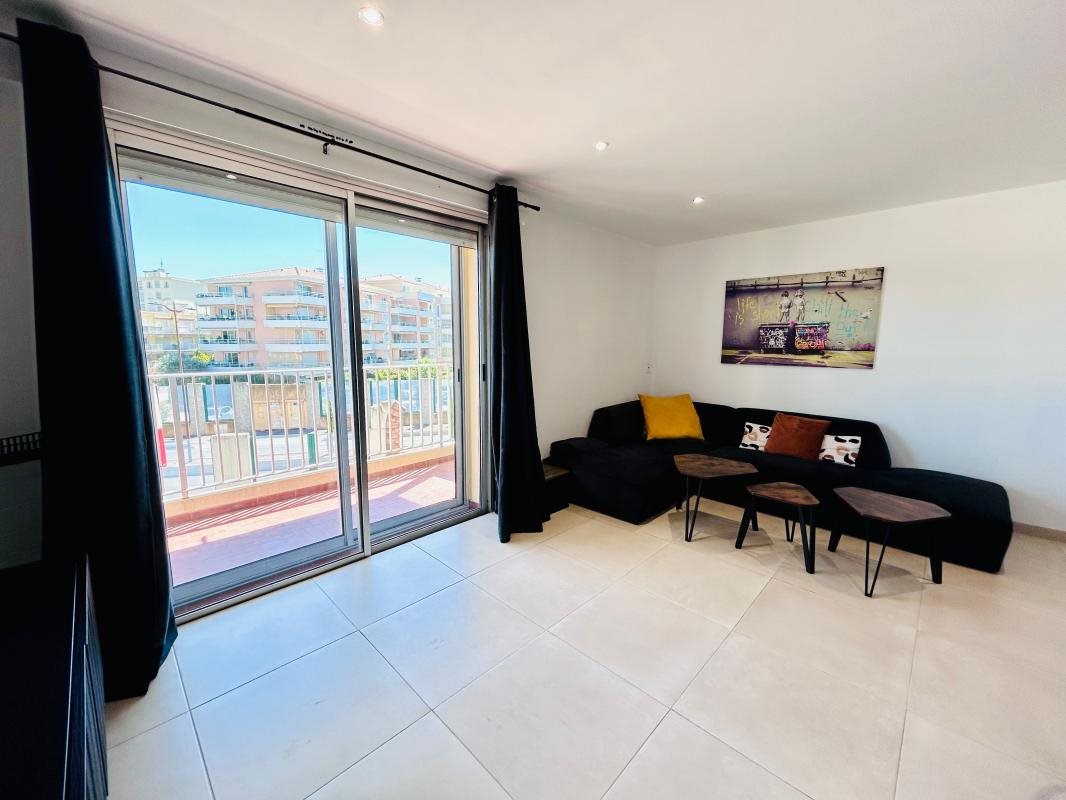 Appartement à vendre, 70m², Fréjus