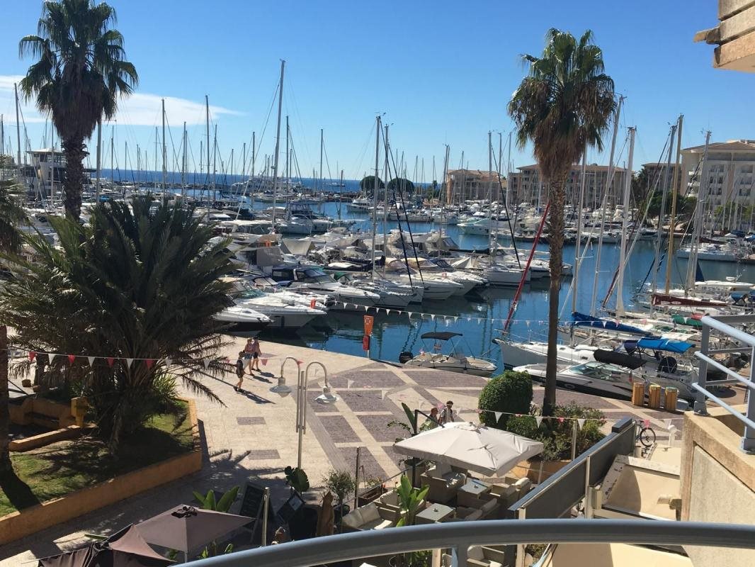Appartement à vendre, 77m², Fréjus