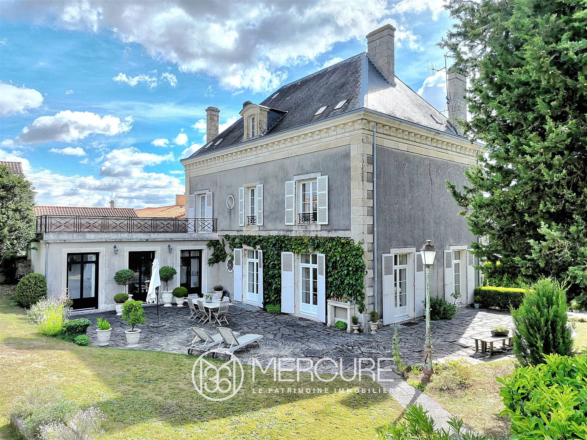 Maison à vendre, 343m², Niort