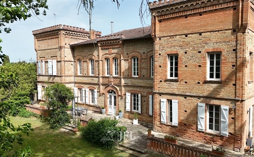 Maison 9 pièces 430 m² · à Verdun-sur-Garonne · 430 m² · 493 000 €