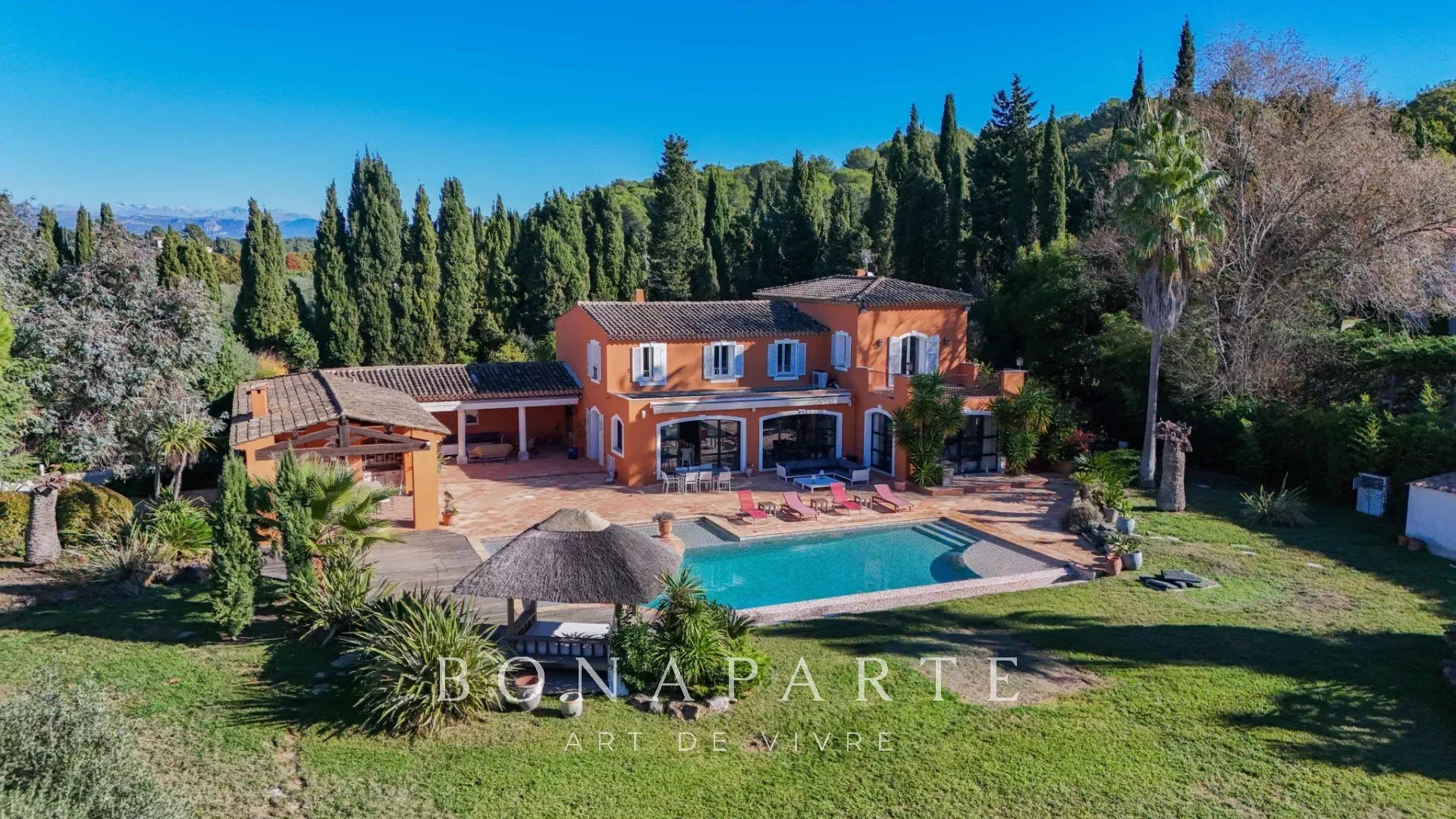Maison à vendre, 561m², Mougins