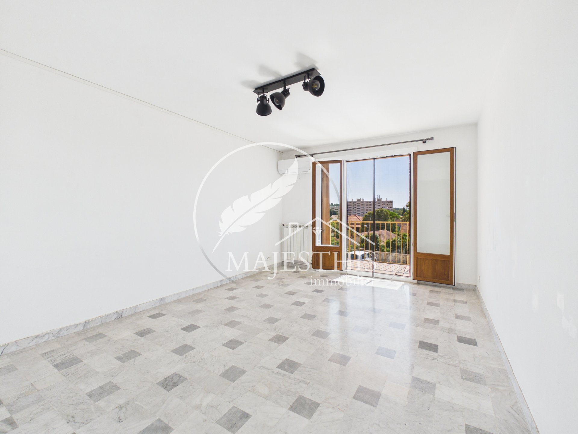 Appartement à vendre, 76m², Toulon