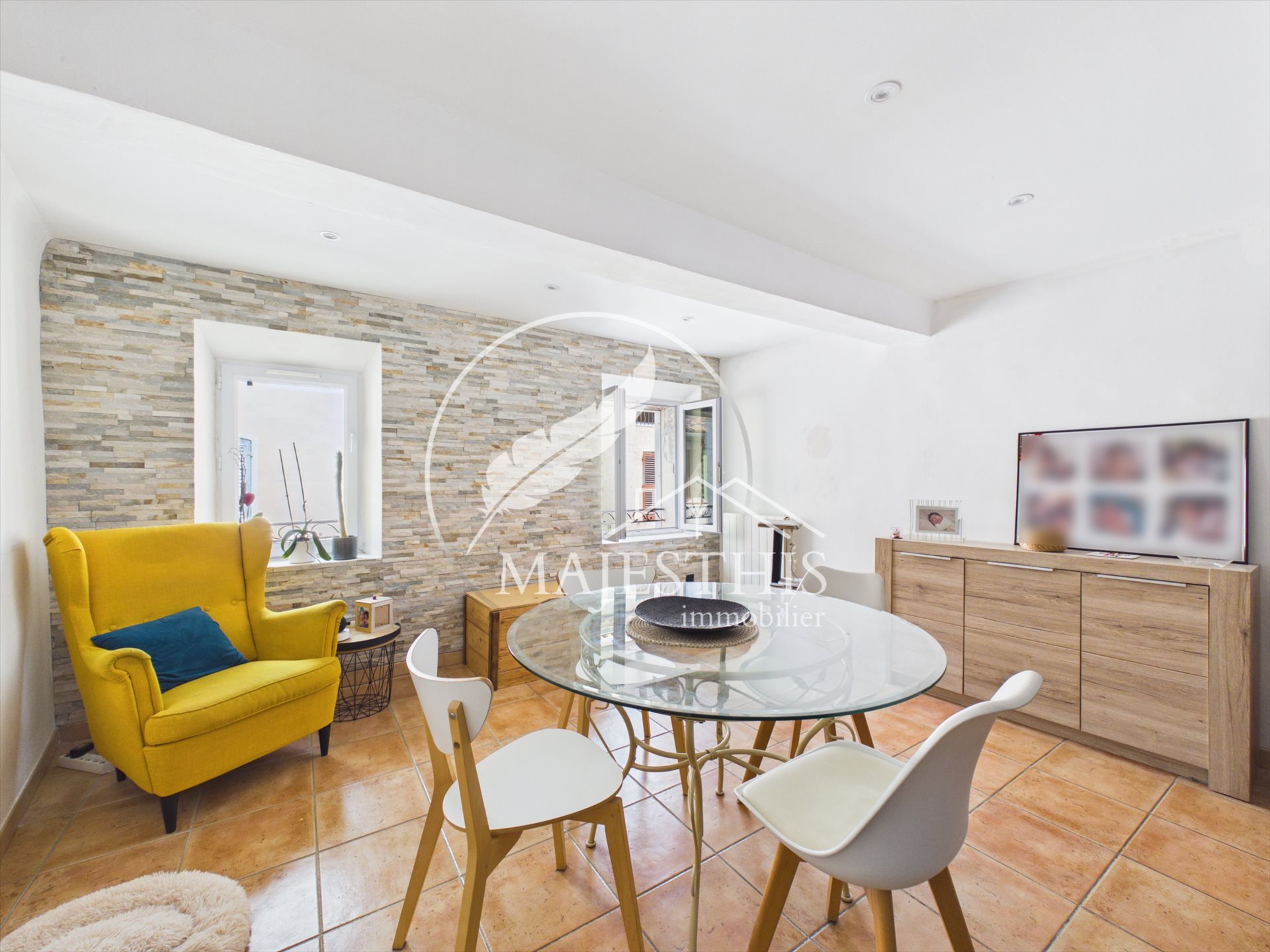 Appartement à vendre, 90m², Solliès-Pont