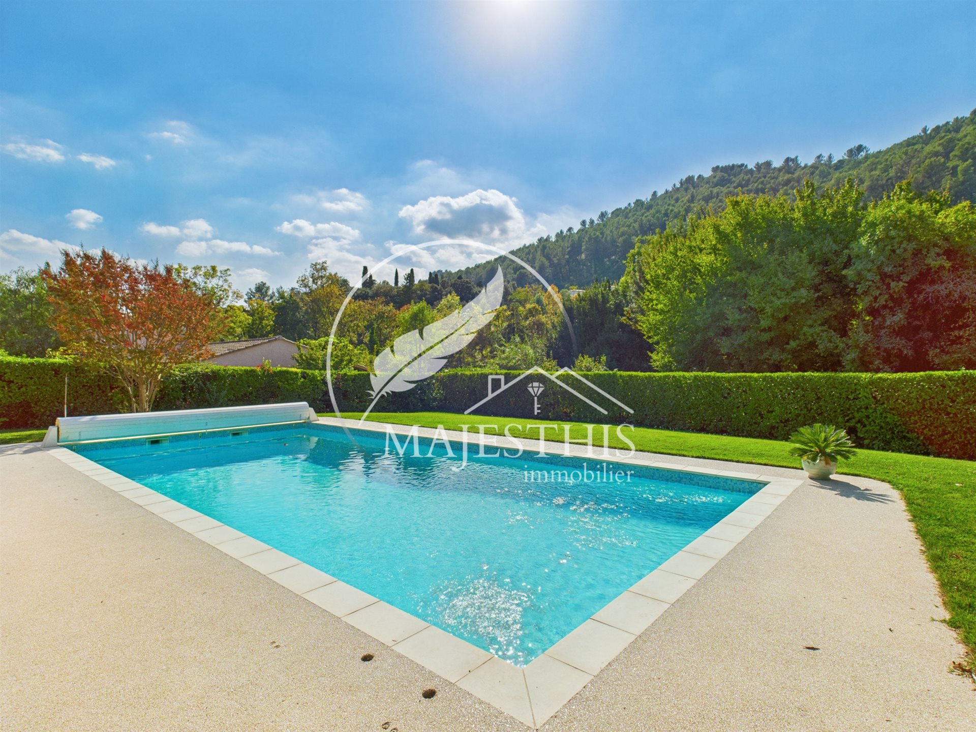 Maison à vendre, 176m², Solliès-Toucas