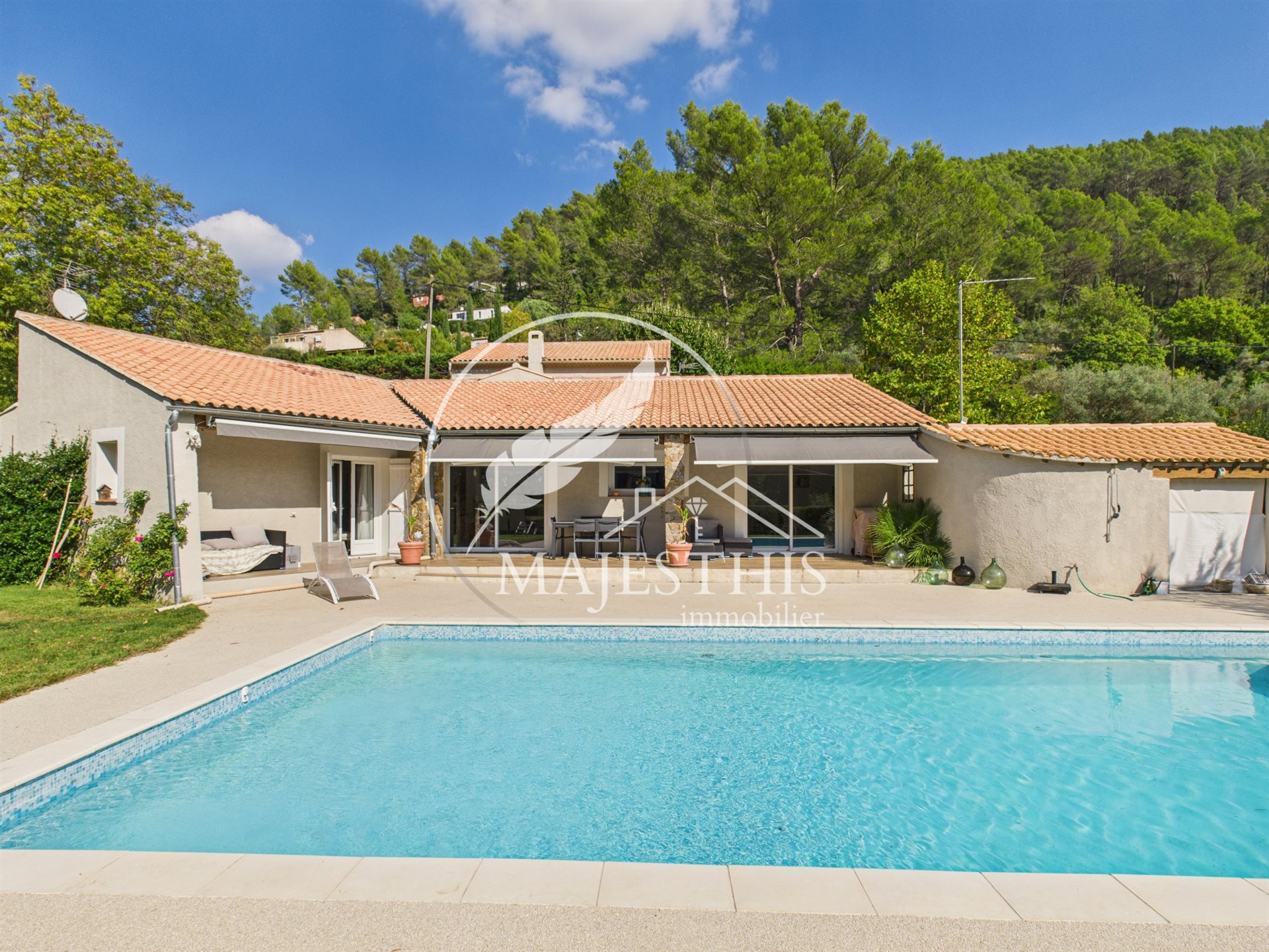 Maison à vendre, 176m², Solliès-Toucas