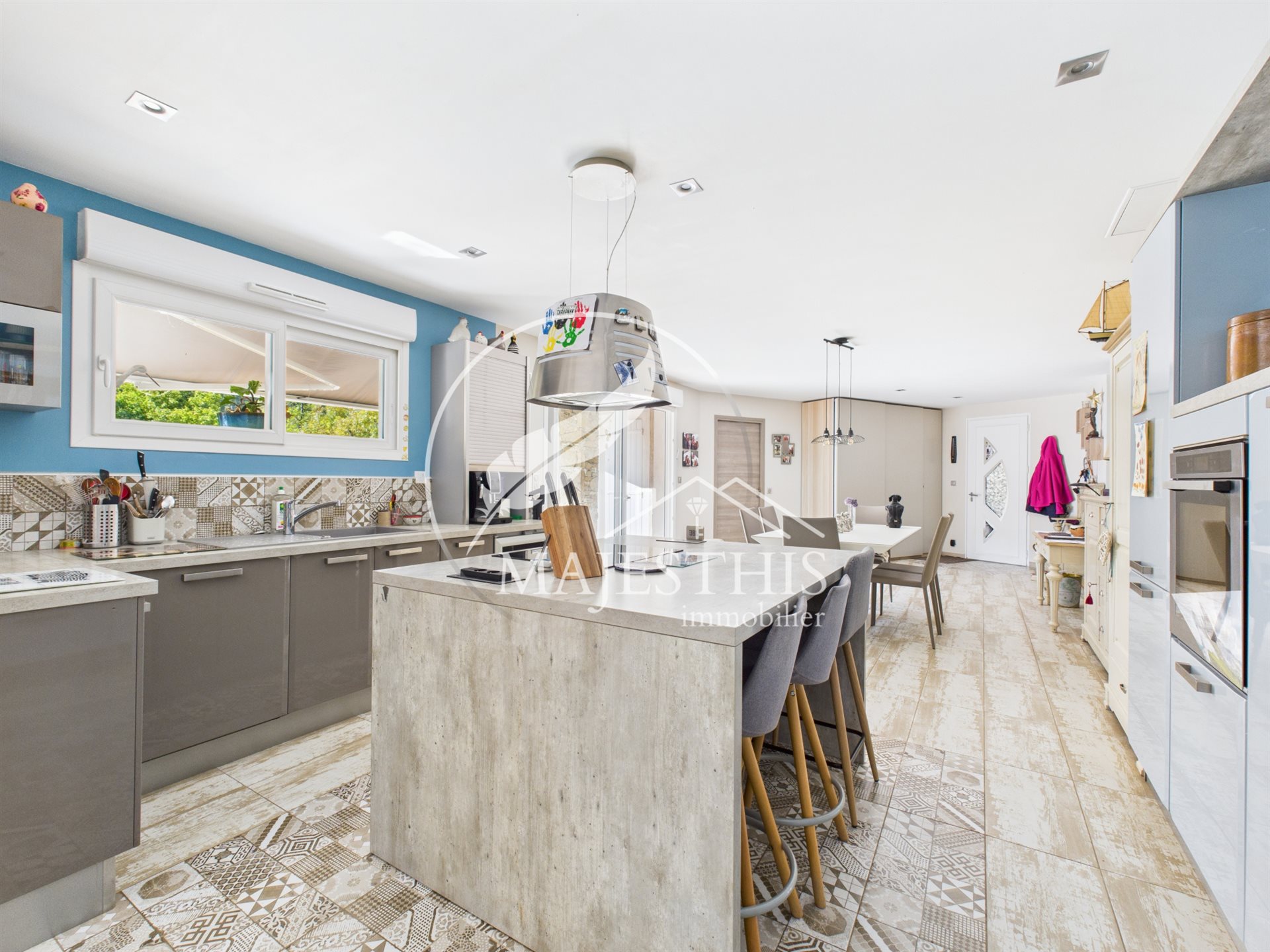 Maison à vendre, 176m², Solliès-Toucas