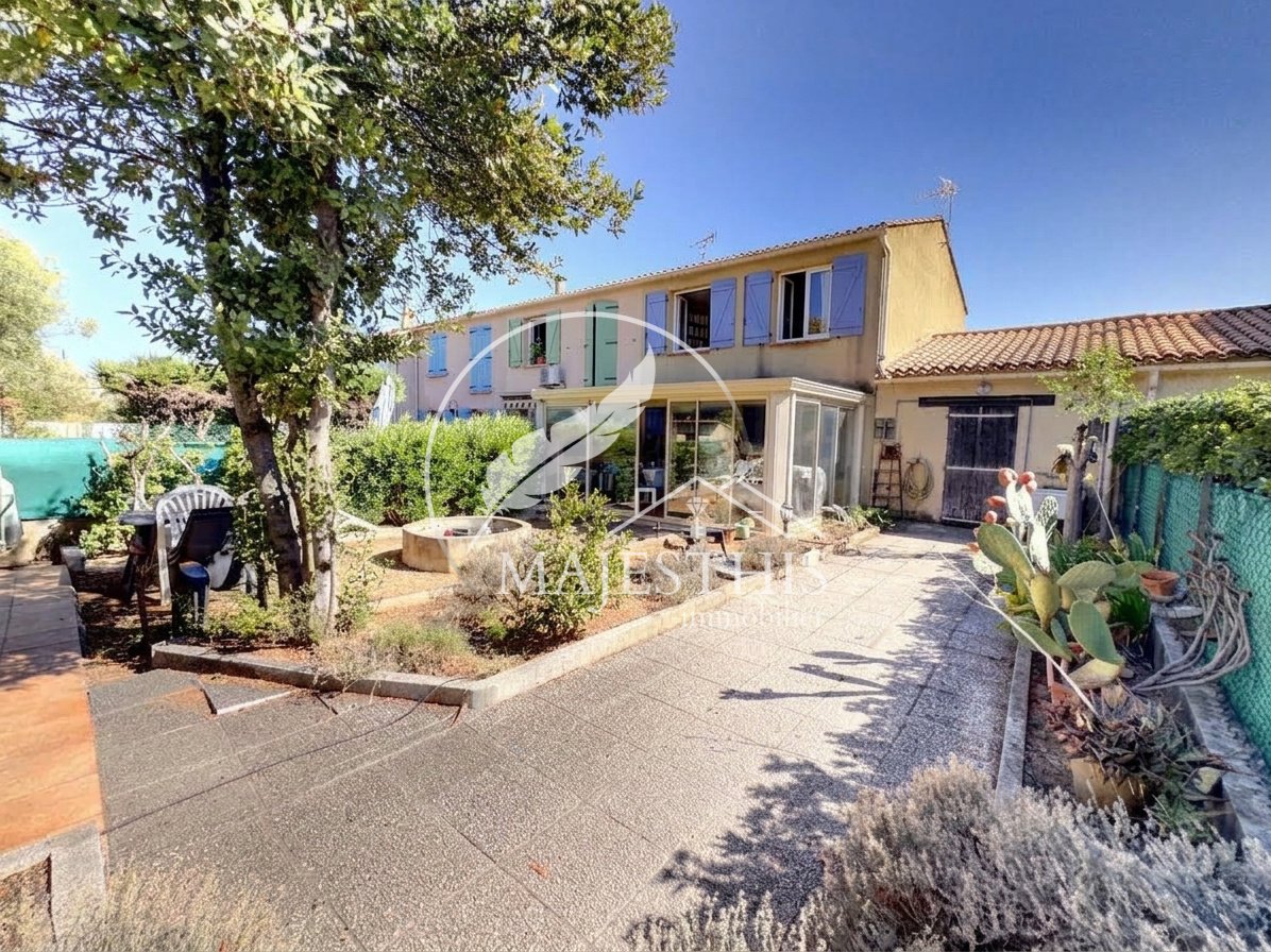 Maison à vendre, 82m², Hyères