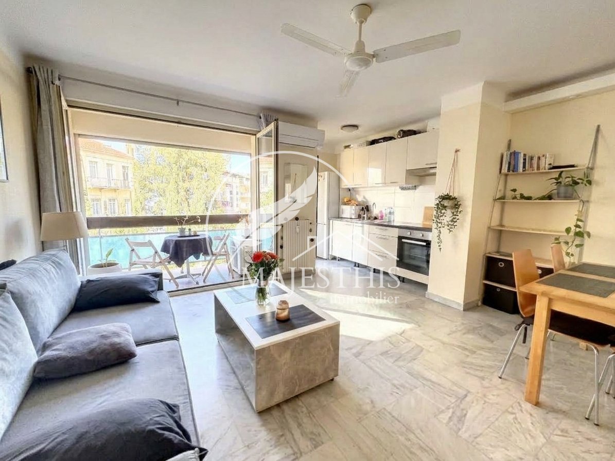 Appartement à vendre, 34m², Hyères