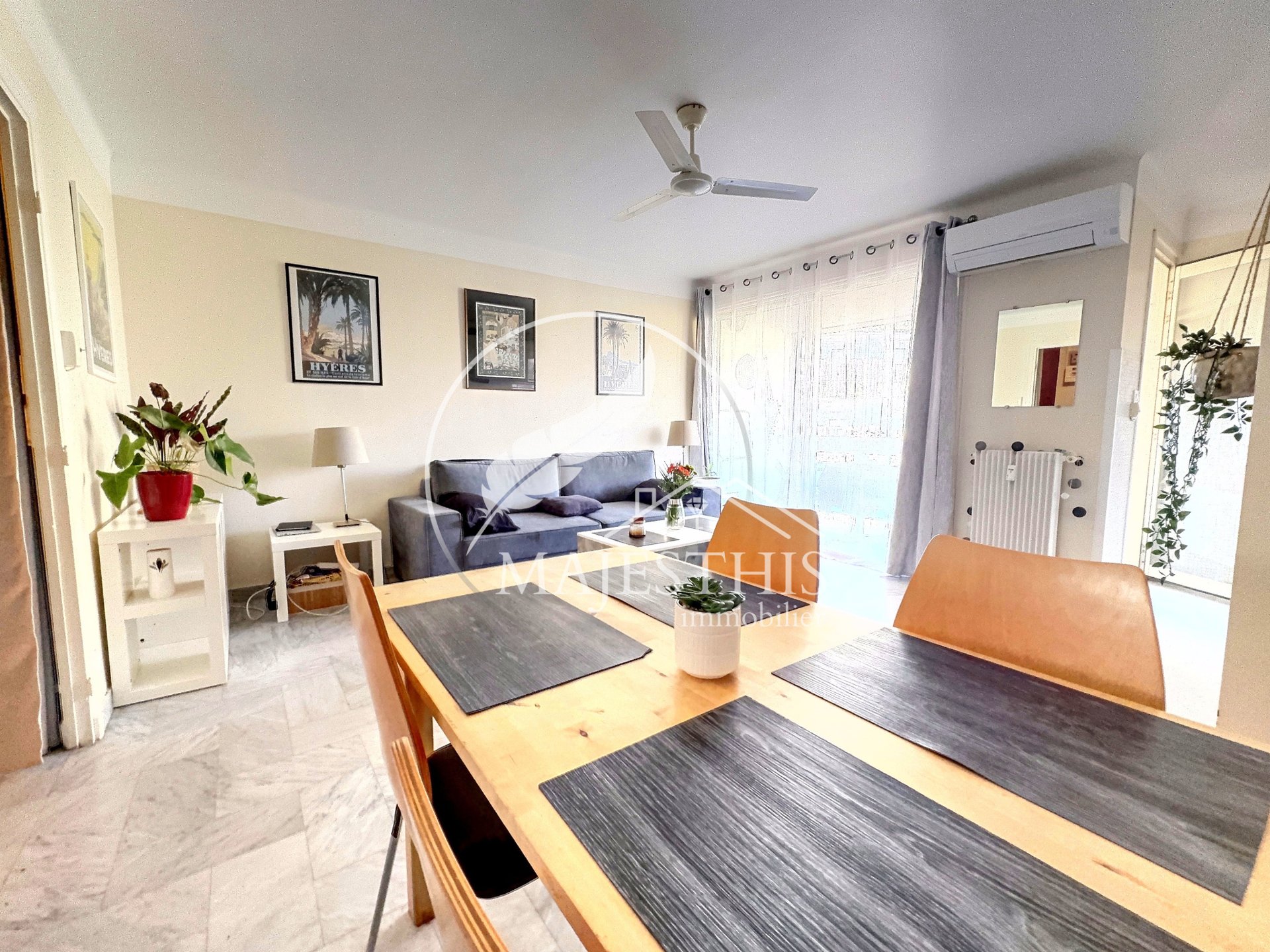 Appartement à vendre, 34m², Hyères