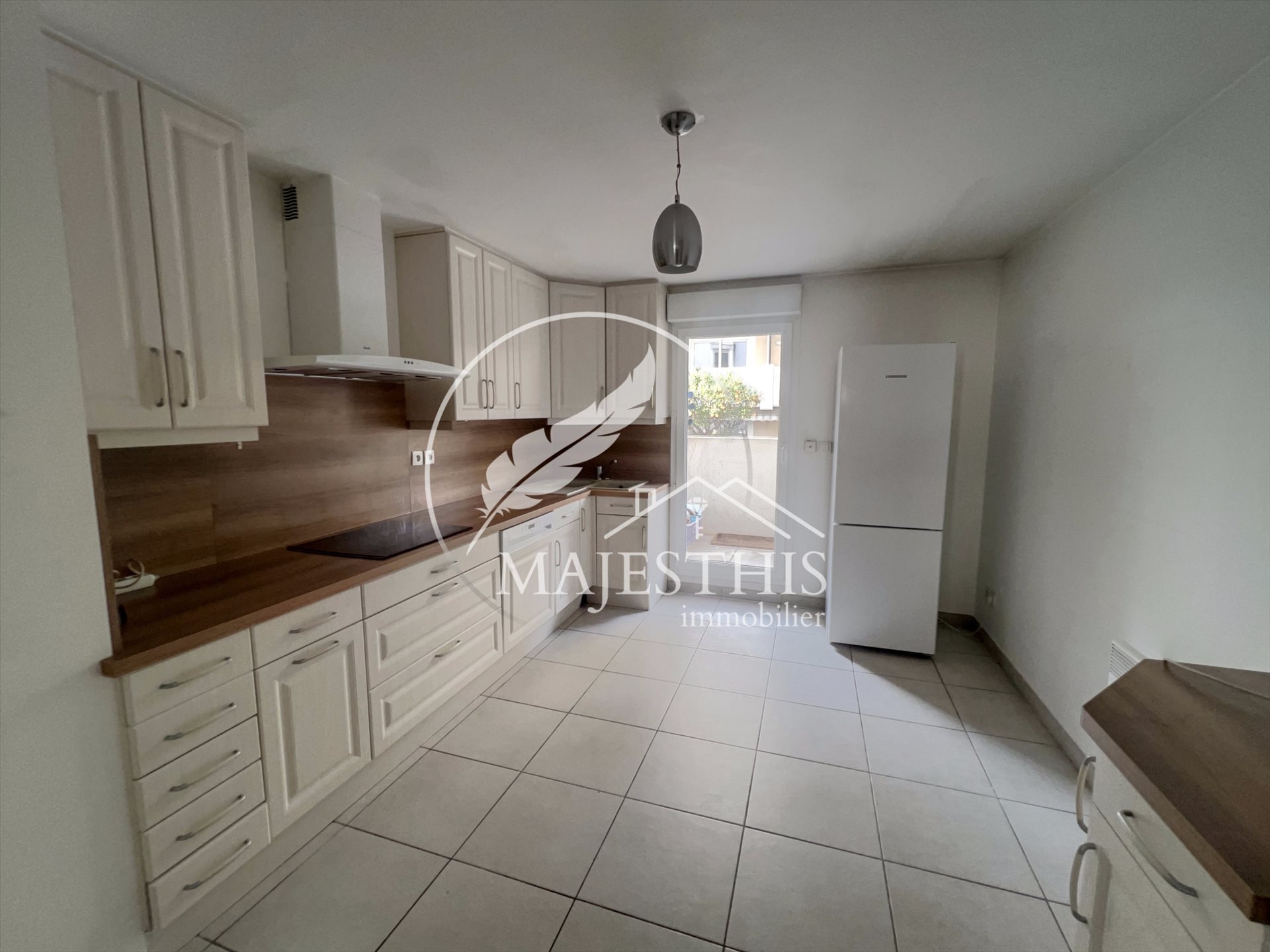 Appartement à vendre, 94m², Hyères
