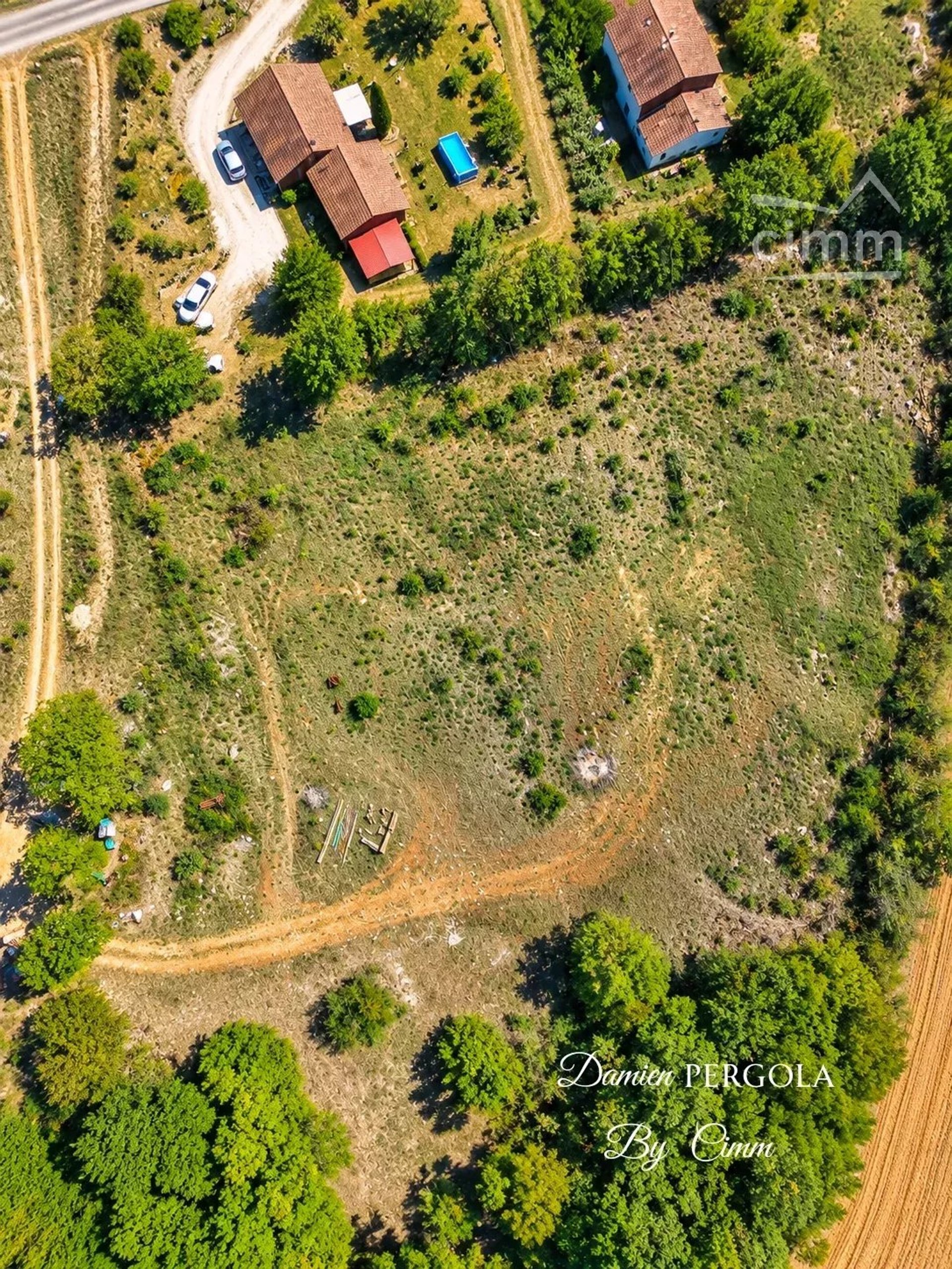 Buildable land of 1,943 m² in a privileged environment at the ga - Vue 5