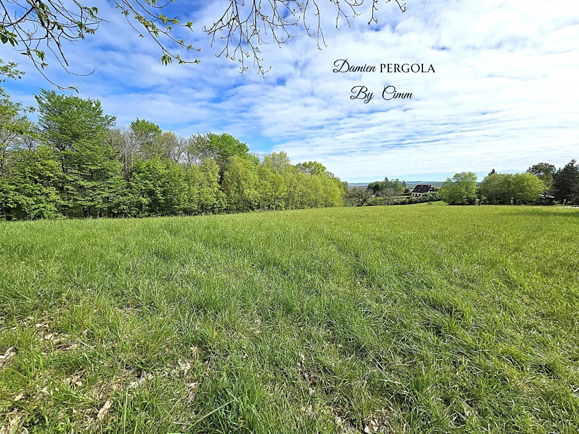 Buildable land 6,600 m²? Fully south-facing? Quiet surroundings - Vue 2