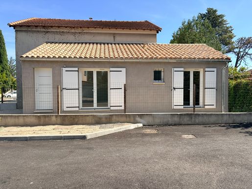 Maison 2 pièces 34 m² · à Le Thor · 34 m² · 149 900 €