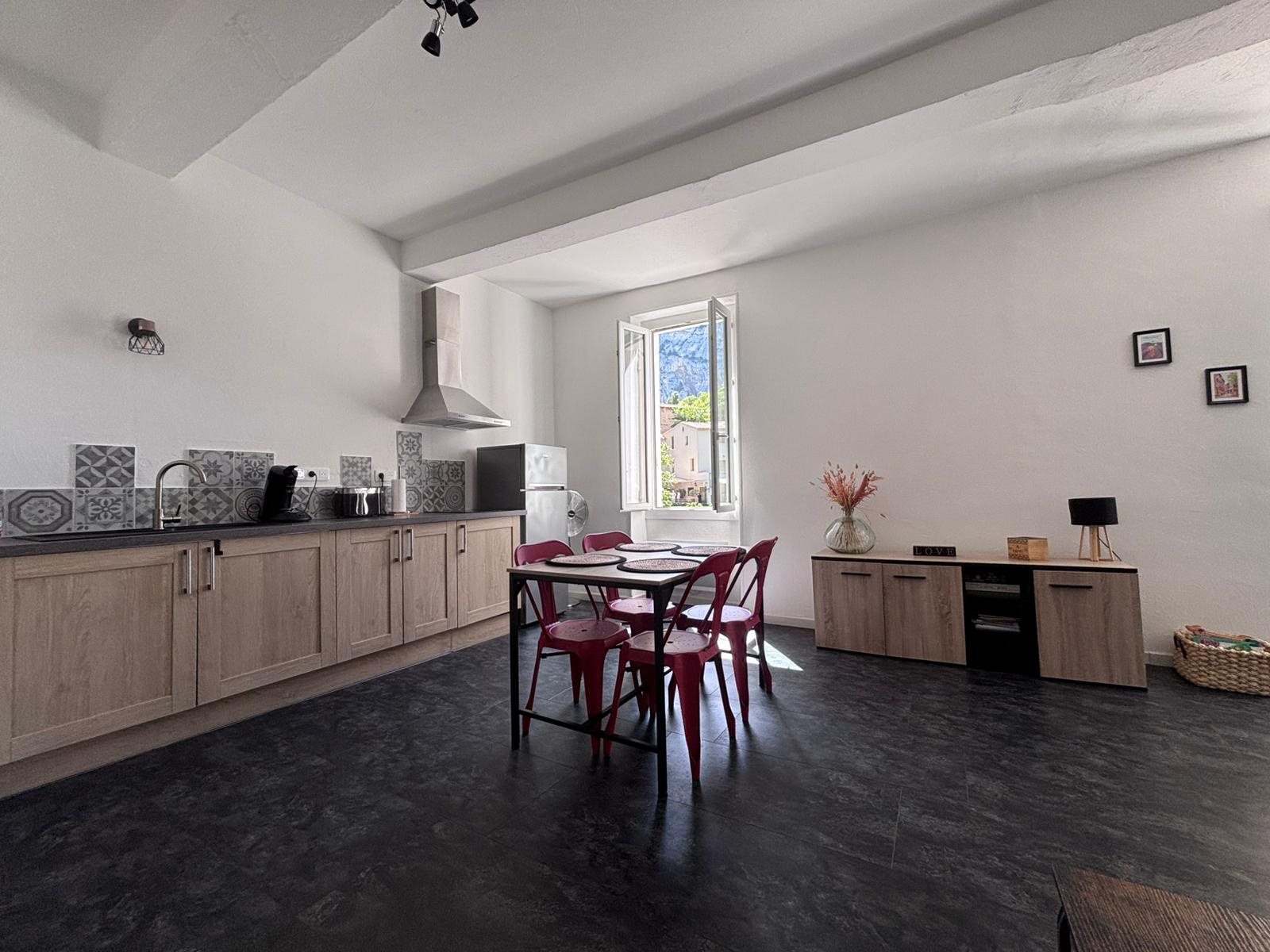 Appartement à vendre, 40m², Fontaine-de-Vaucluse