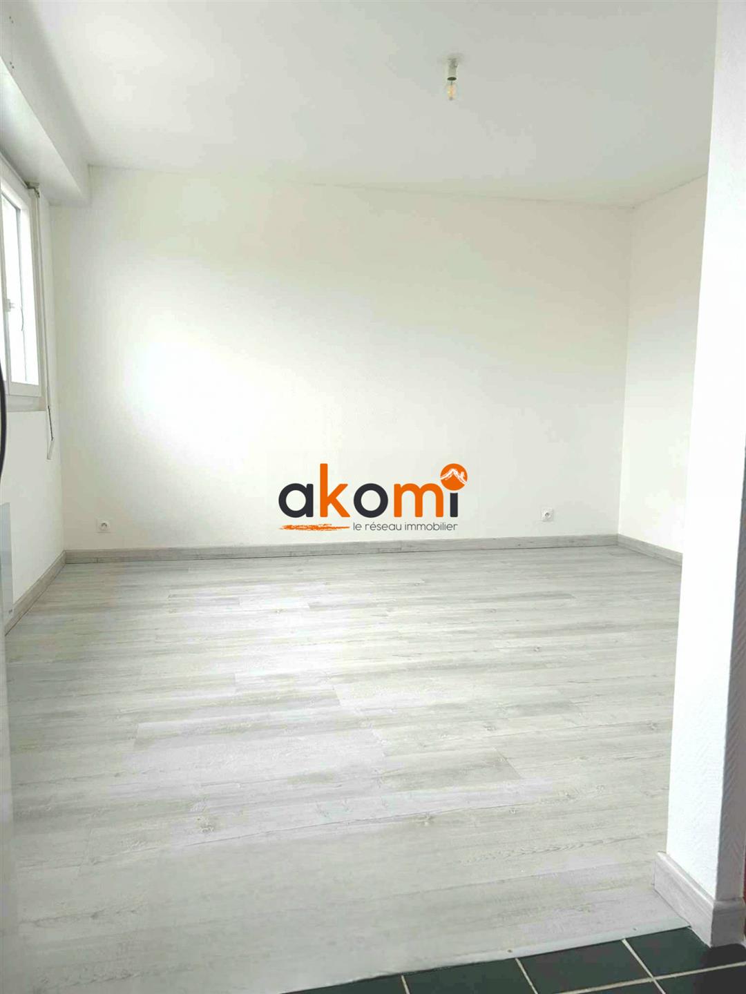 Appartement à vendre, 24m², Saint-Max