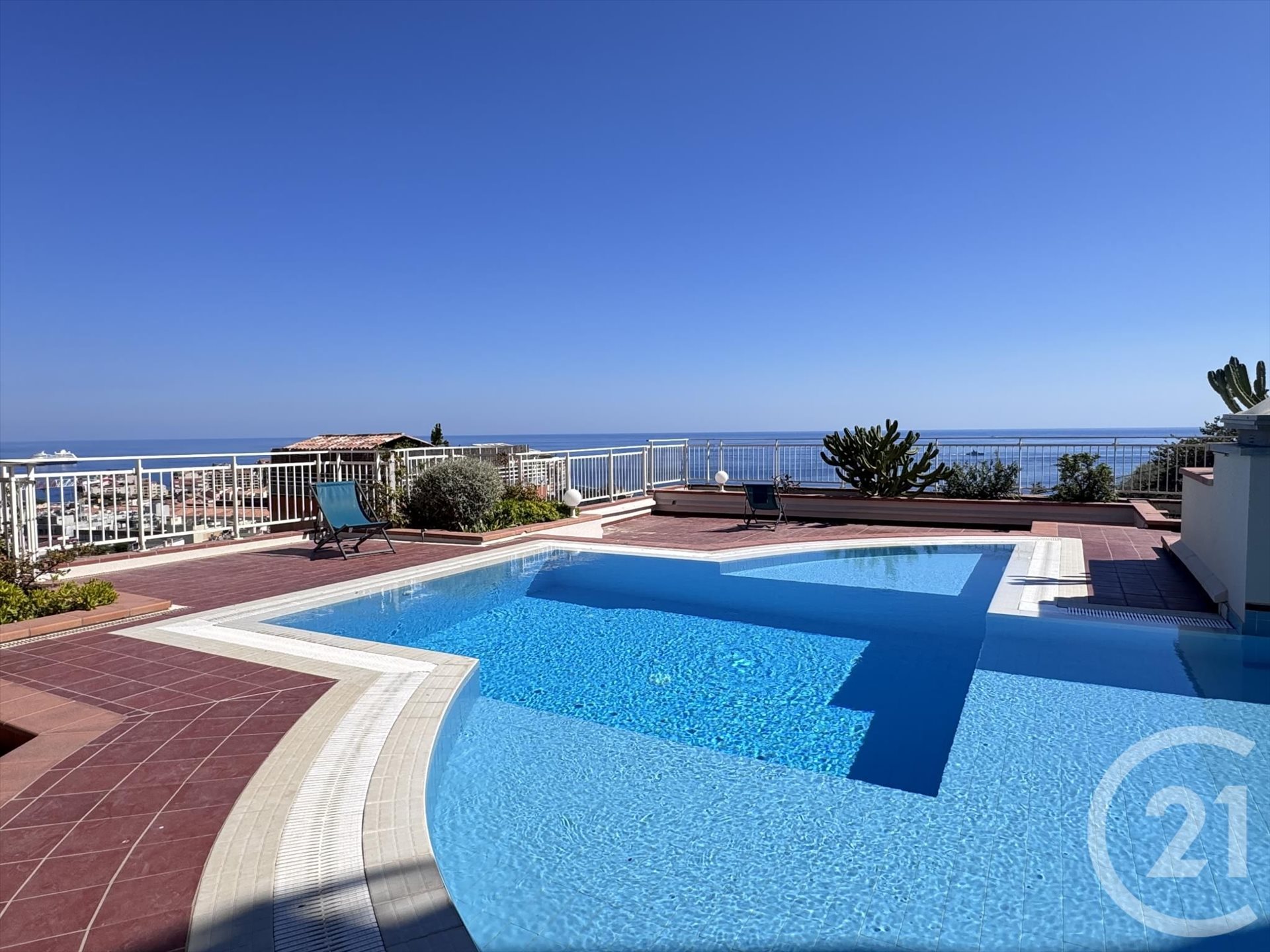 Appartement à louer, 29m², Cap-d'Ail