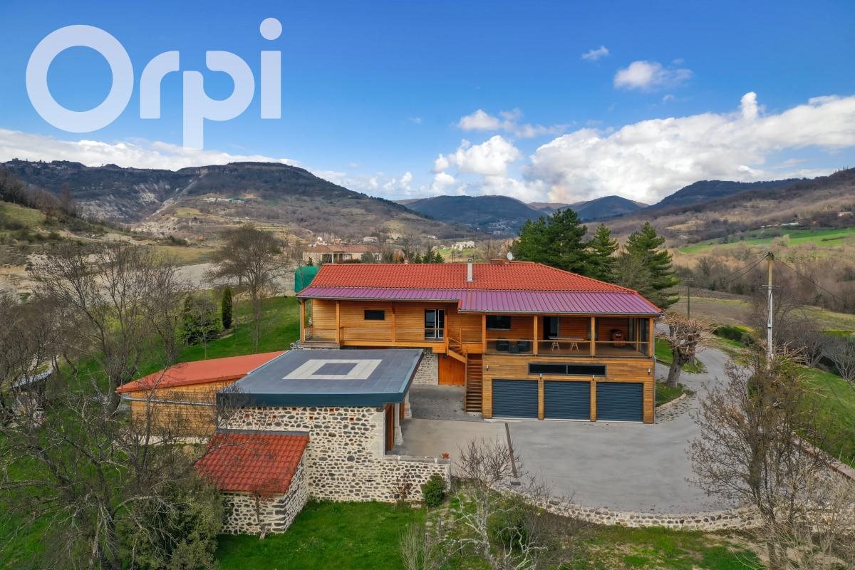 Maison à vendre, 260m², Lussas