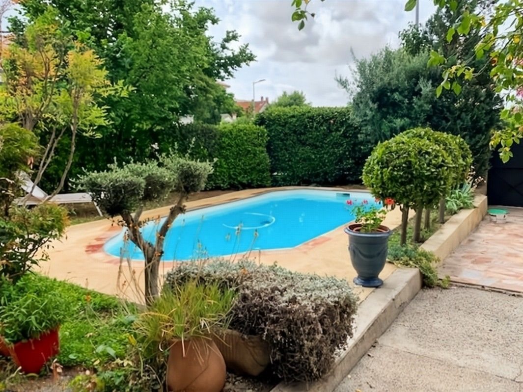 Maison à vendre, 193m², Aubenas