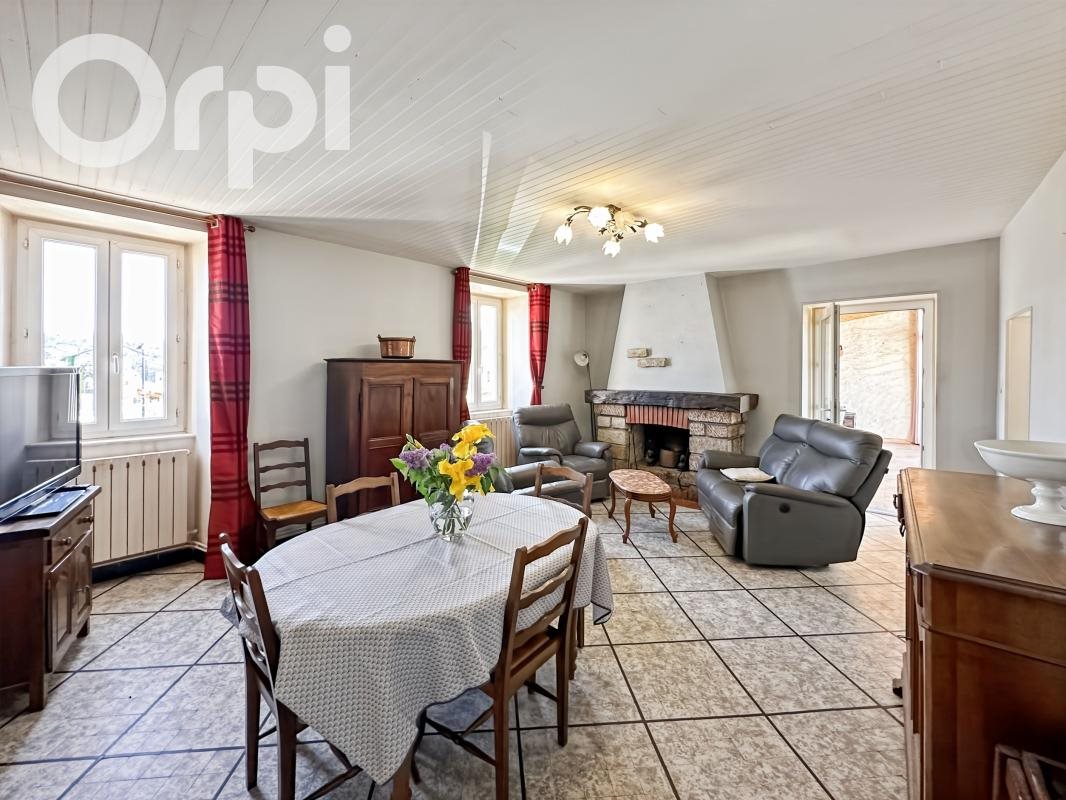 Maison à vendre, 138m², Saint-Julien-du-Serre