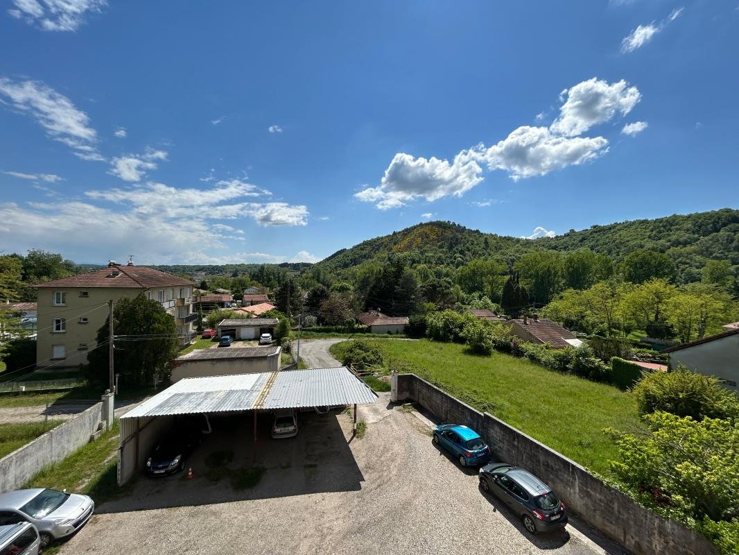 Appartement à louer, 41m², Saint-Uze