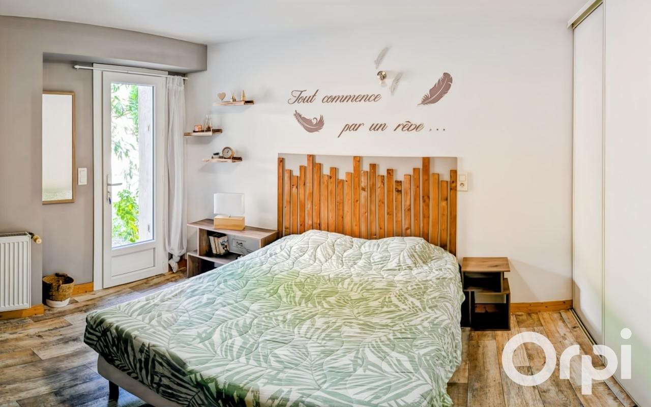 Maison à vendre, 190m², Bourg-Saint-Andéol