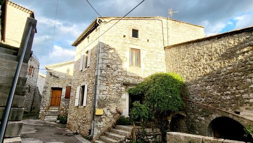 Maison 4 pièces 72 m² · à Chauzon · 72 m² · 149 000 €
