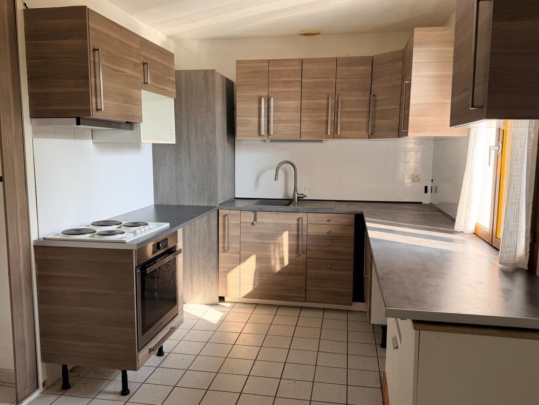Maison à vendre, 81m², Génissieux