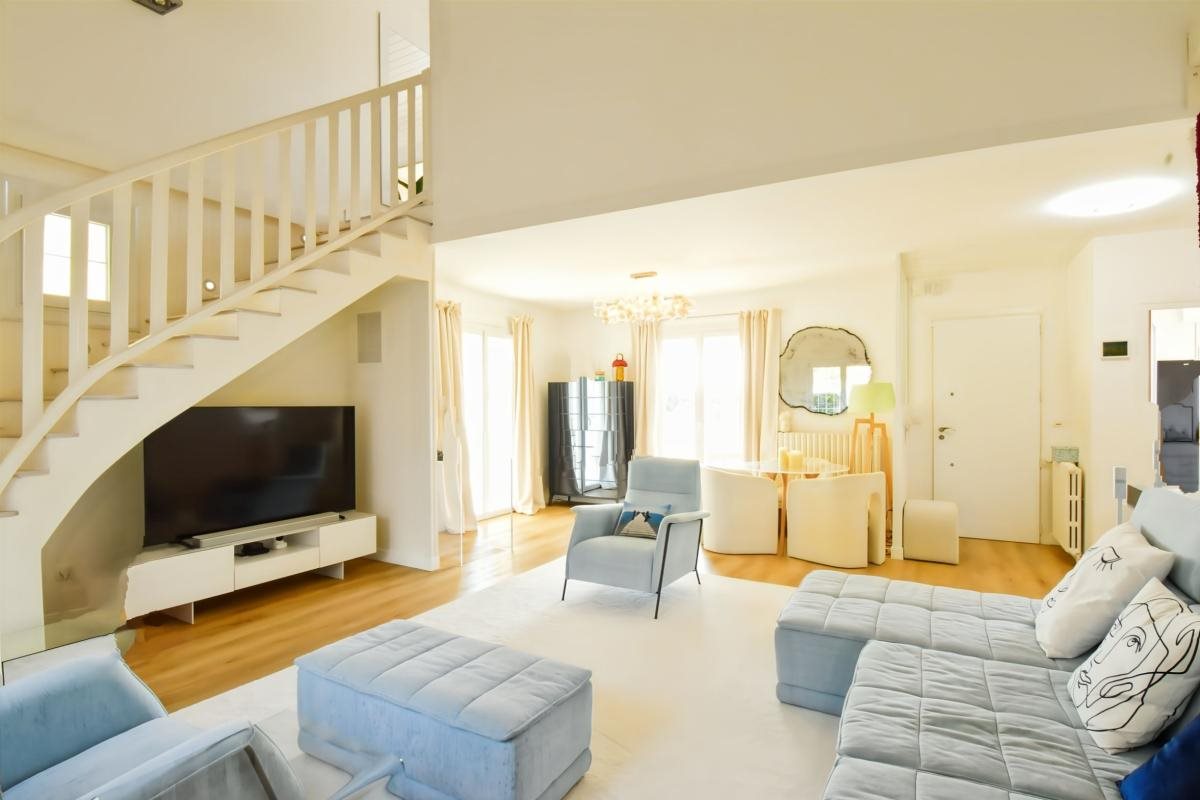 Maison à vendre, 240m², Etoile-sur-Rhône