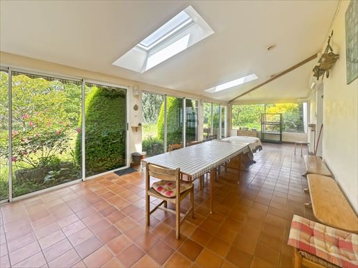 Maison 4 pièces 211 m² · à Saint-Marcel-lès-Valence · 211 m² · 470 000 €