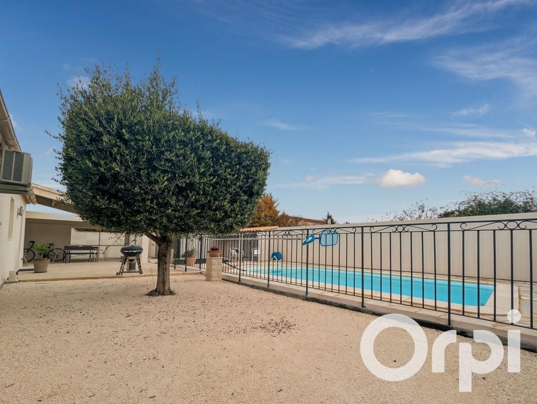 Maison à vendre, 150m², Camaret-sur-Aigues