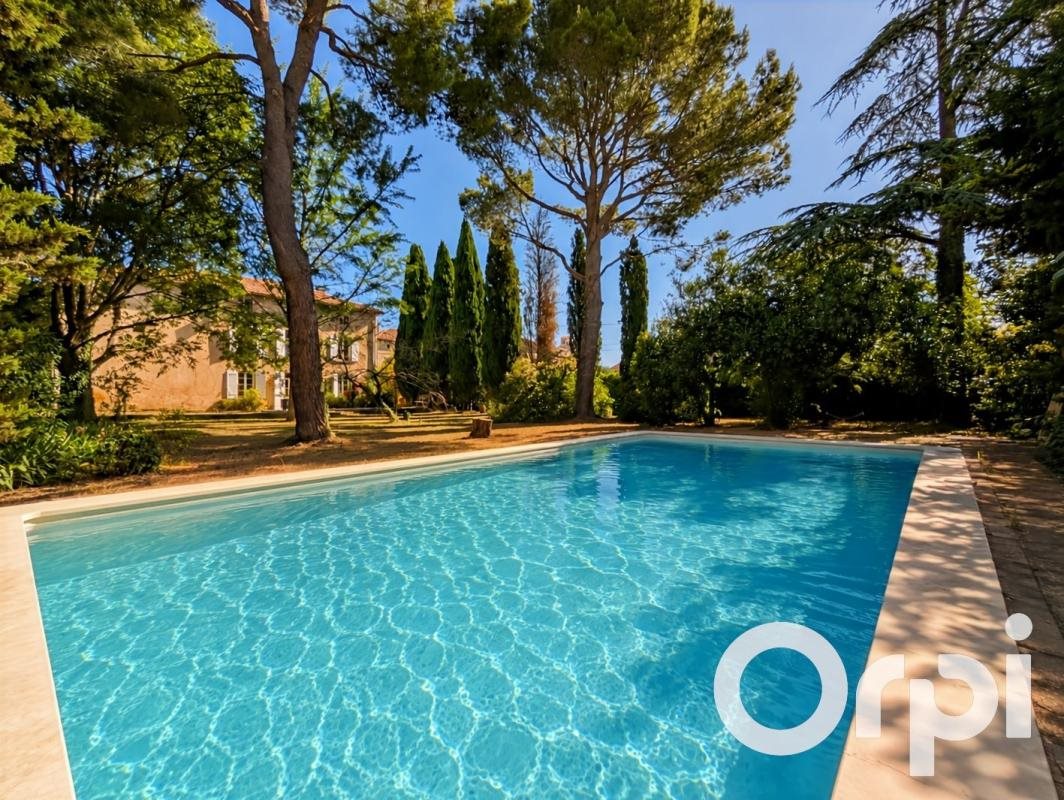 Maison à vendre, 235m², Laudun-l'Ardoise