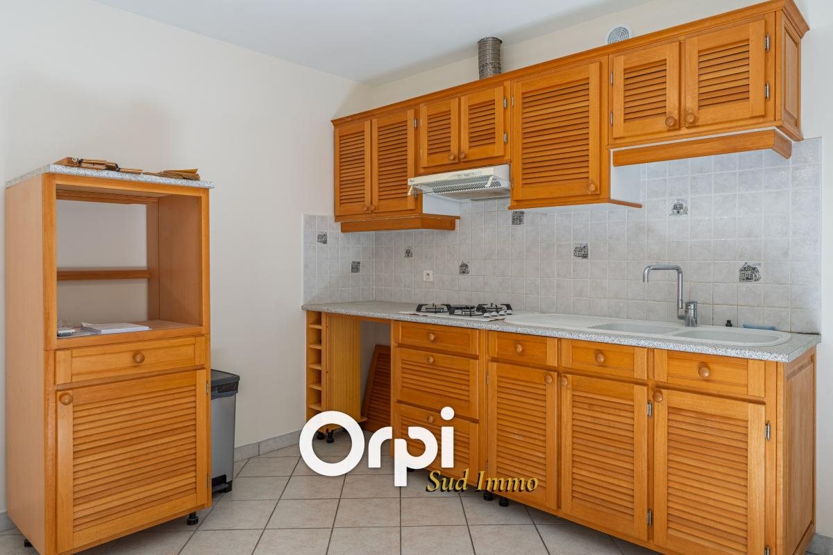 Appartement à louer, 48m², Lyas