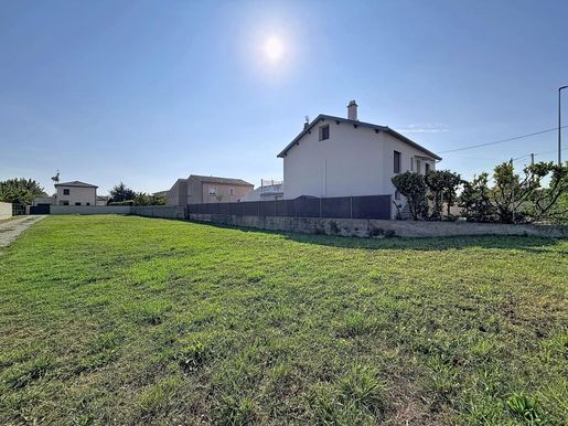 ORPI DROME ARDECHE · à Tournon-sur-Rhône · 160 000 €