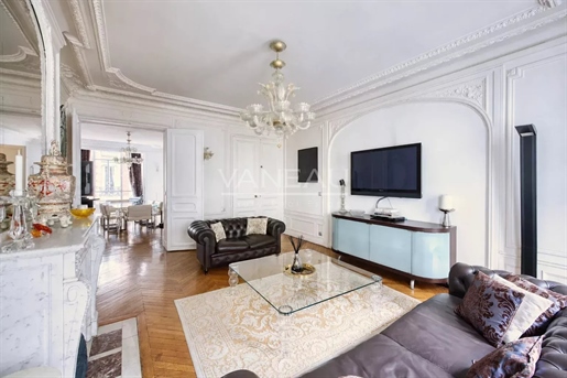 Appartement 7 pièces 210 m² · à Paris 16ème · 210 m² · 3 388 000 €